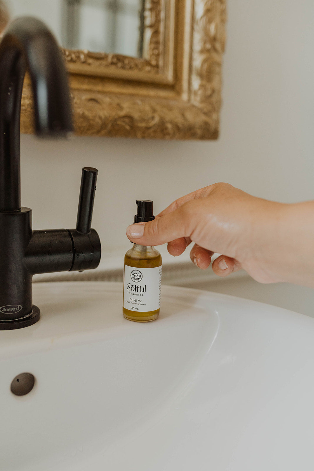 Solful Organics Renew - youth-enhancing facial serum